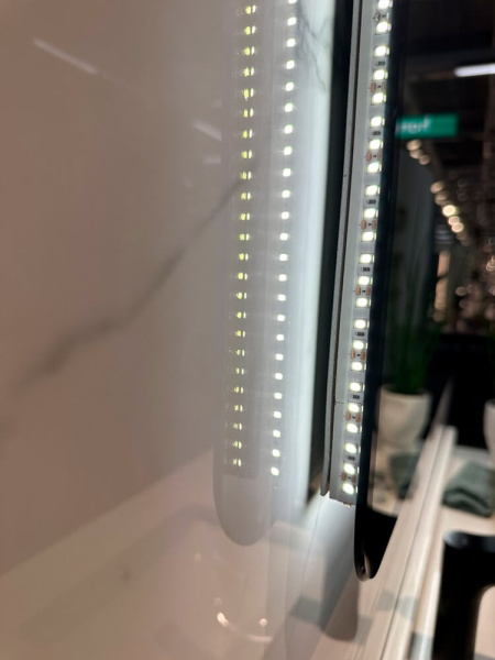 Зеркало с подсветкой AVS Неро 120x80 см, черное Зеркало с подсветкой AVS Неро 120x80 см, черное