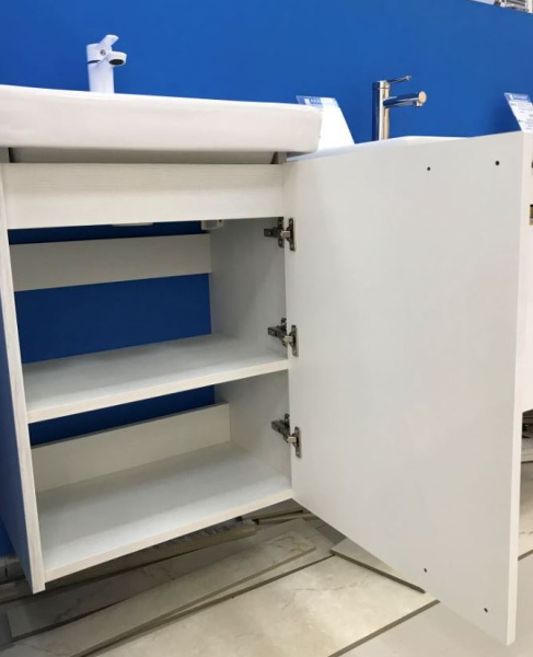 Комплект 1A170901YOAY0 Тумба 500М +1WH302128 Р-на Тигода+1A170403YO000 Ножки Йорк АКВАТОН Комплект 1A170901YOAY0 Тумба 500М +1WH302128 Р-на Тигода+1A170403YO000 Ножки Йорк АКВАТОН