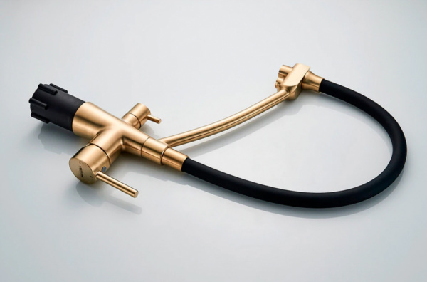 Смеситель для кухни Accoona A5179AW-13 золото Смеситель для кухни Accoona A5179AW-13 золото