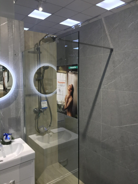 Душевая перегородка AVS Walk In 100 профиль хром, стекло прозрачное Душевая перегородка AVS Walk In 100 профиль хром, стекло прозрачное